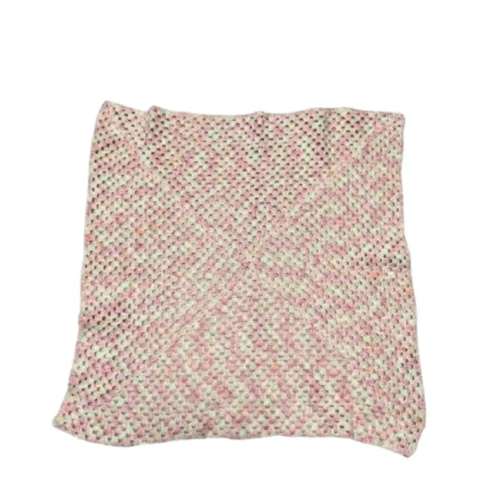 #781 Baby Cozy Pink and White Knitted Throw Blanket 26x26